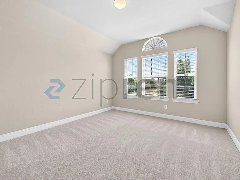 4104 Fordham St — Photo 30