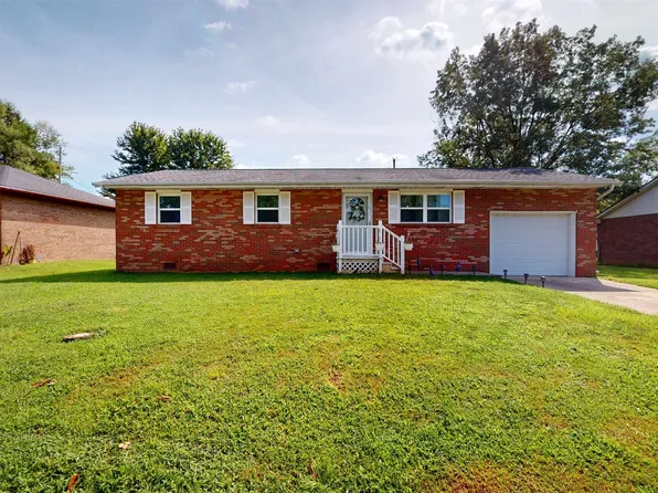 1108 Perkins Dr, Boonville, IN 47601