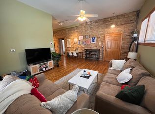 1363 N Bosworth Ave APT 1, Chicago, IL 60642
