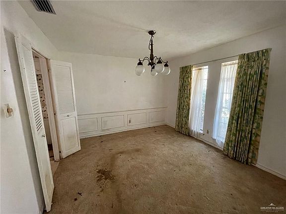 2nd image of 309 Kerria Ave