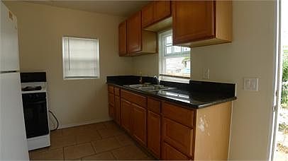 3rd image of 3727 Logan Ave