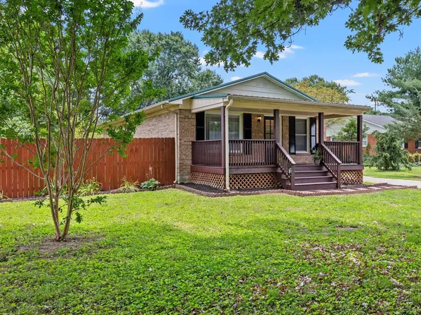 122 Courtland Ave, Berea, KY 40403