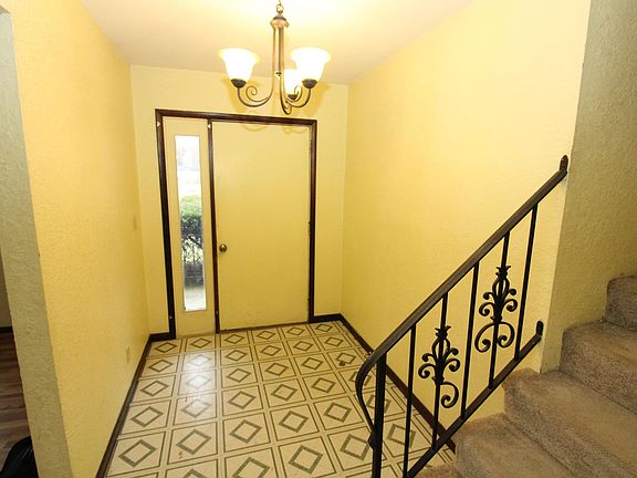 4th image of 4834 Dogwood Dr