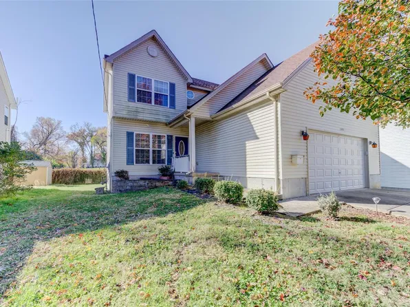 11090 Gertrude Ave, Saint Ann, MO 63074