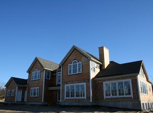 68 S Country Rd, Westhampton, NY 11977