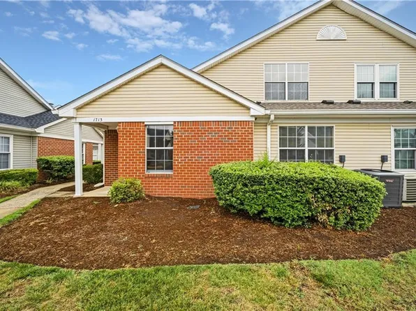 1713 Orchard Way, Chesapeake, VA 23320