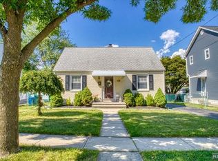 102 Cathay Rd, Clifton, NJ 07013