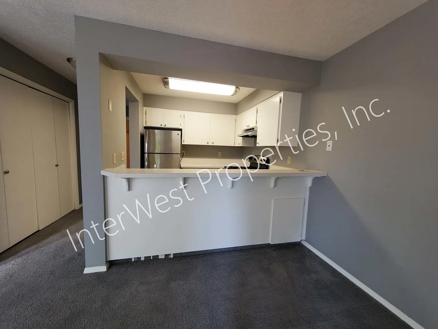 2 bed, 875 sqft, $1,695 — Photo 4