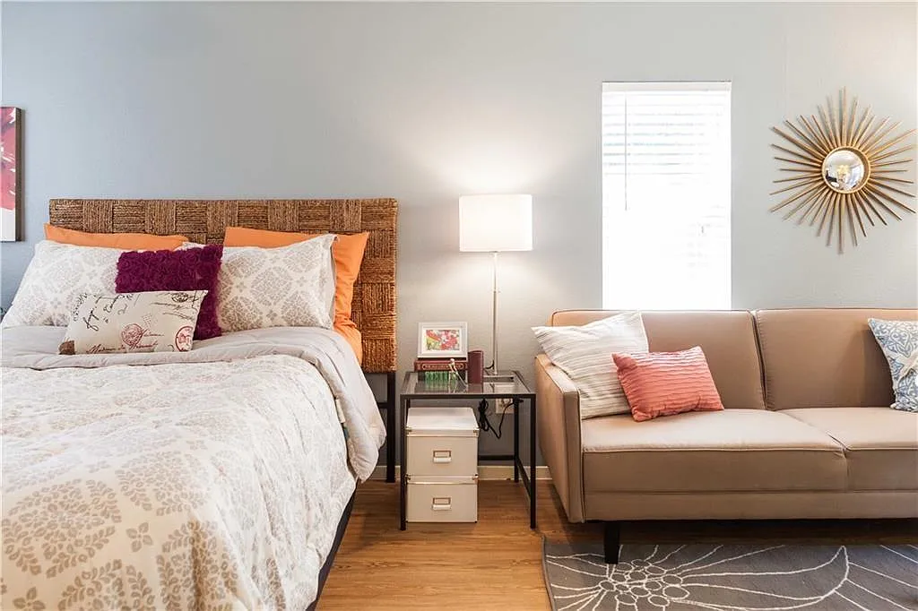 1 bed, 1.0 bath, 409 sqft, $1,200 — Photo 3