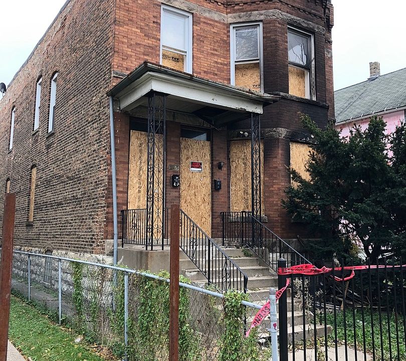 1st image of 11135 S Edbrooke Ave