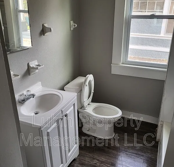 1628 E McLemore Ave — Photo 6