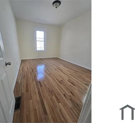 4 bed, $3,200 — Photo 2