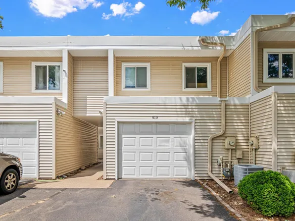 919 120th Ln NW, Coon Rapids, MN 55448