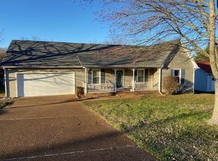 3006 Windsor Dr, Columbia, TN 38401