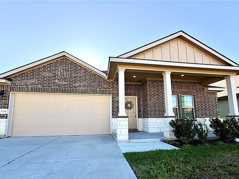 5334 Samuel Run — Photo 1