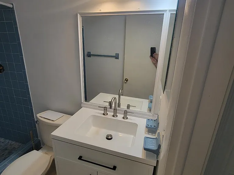 941 Crystal Lake Dr — Photo 11