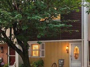 449 W School House Ln, Philadelphia, PA 19144