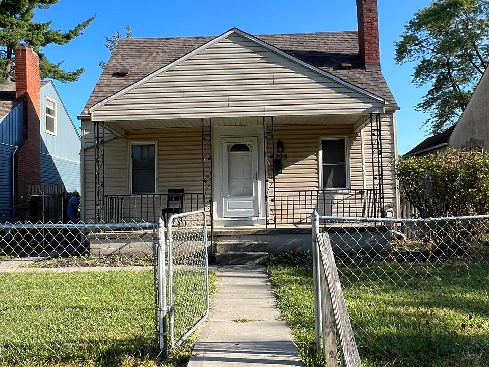 1st image of 1296 Loretta Ave