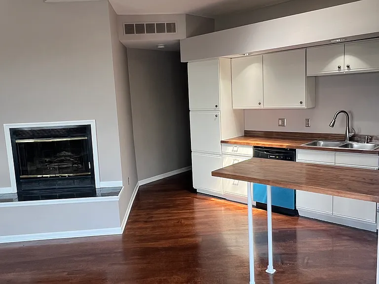 448 Klotter Ave #2 — Photo 6