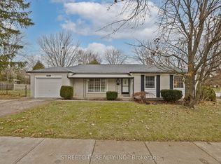 696 Village Green Ave, London, ON N6K1H1