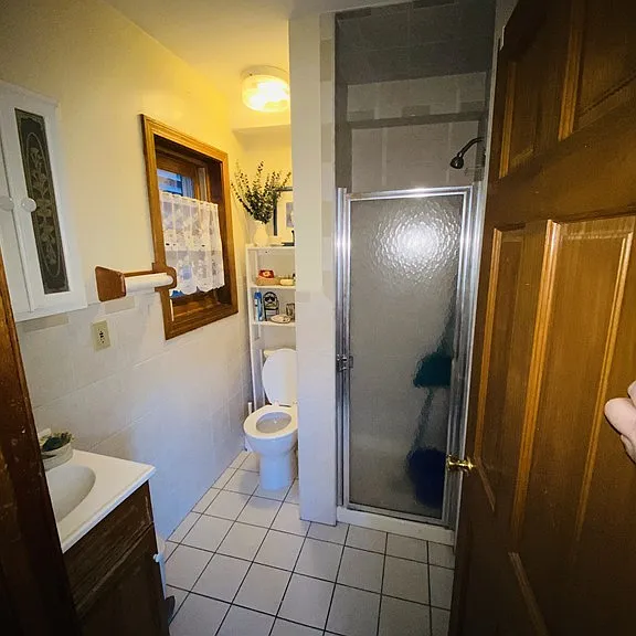 579 Bennington St #1 — Photo 6