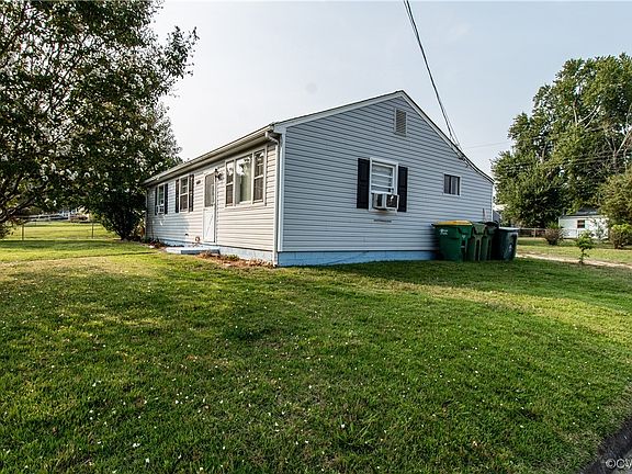 3rd image of 600 Stonewall Ave