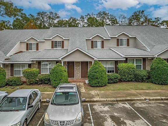 5th image of 2738 W Tharpe St APT 304