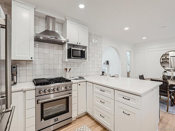 3rd image of 2360 Krameria Street