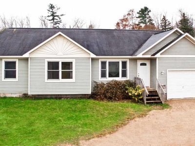 605 Forest Ave, Boyne City, MI, 49712