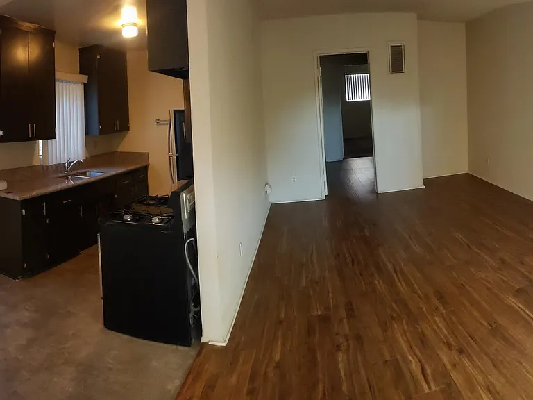 2219 S Crenshaw Blvd #2 — Photo 1