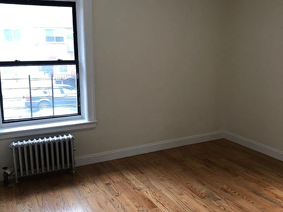5th image of 32-15 93rd St #D2