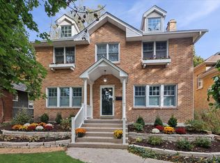 1620 Washington Ave, Wilmette, IL 60091