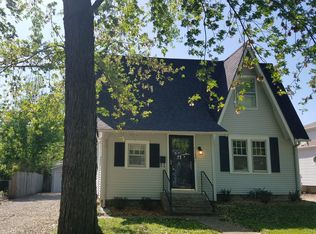 1137 SW Randolph Ave, Topeka, KS 66604