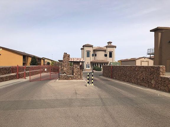3rd image of 12265 Gaudi Way