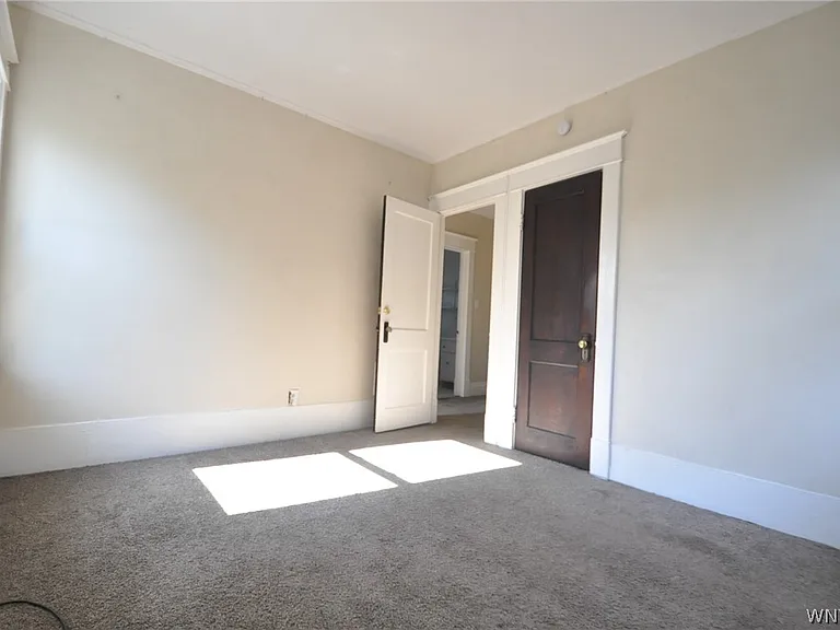 9 Wellington Rd — Photo 18