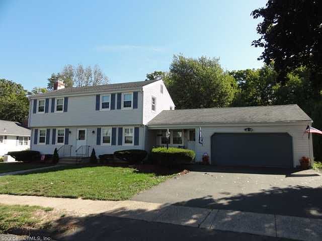 1st image of 69 Hollyberry Ln