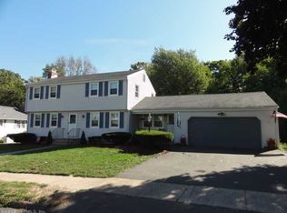 69 Hollyberry Ln, Plainville, CT 06062