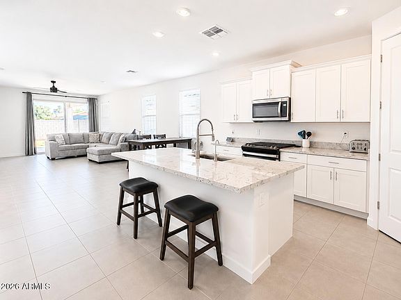 5th image of 17318 W SUNNYSLOPE Lane