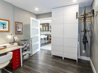 175 E 5th St #206, North Vancouver, BC