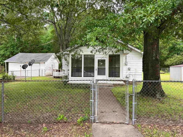 3710 Ridgway Rd, Pine Bluff, AR 71603