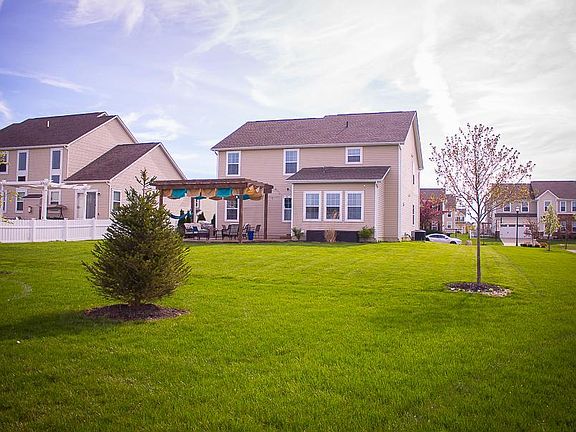 3rd image of 778 Oakley Dr