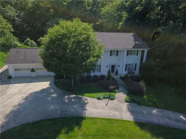 1793 Cedar Dr, Lenoir, NC 28645