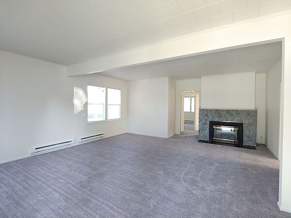 5th image of 1114 8th Ave NW APT A