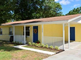 1422 Williams Rd, Lutz, FL 33558