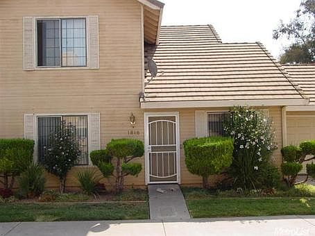 2nd image of 1816 Almondwood Pl
