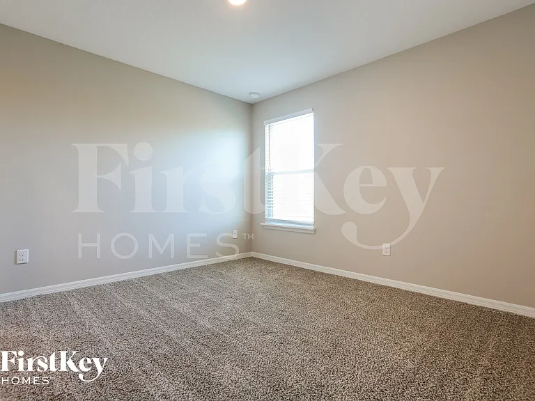 316 Corbett Bluff Dr — Photo 9