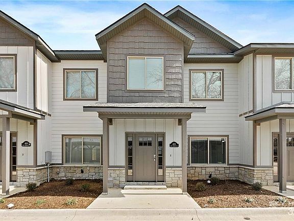 5th image of 406 NW Retreat Ln