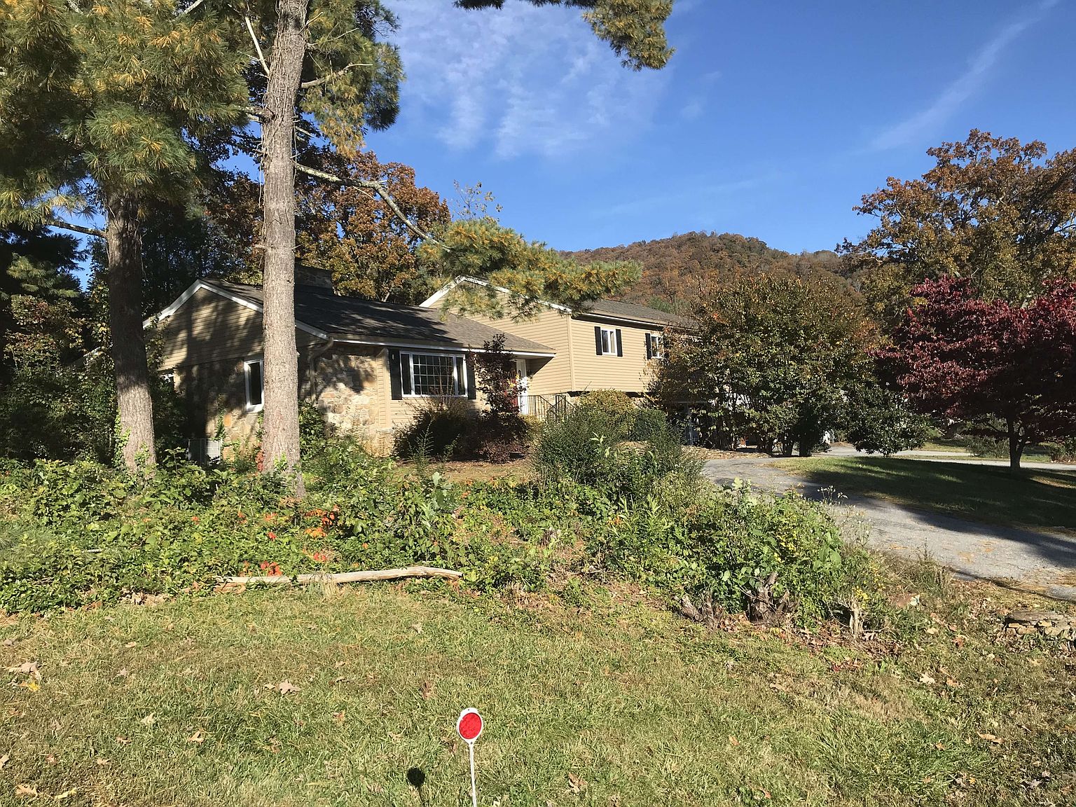 8 Ballantree Dr, Asheville, NC 28803 Zillow