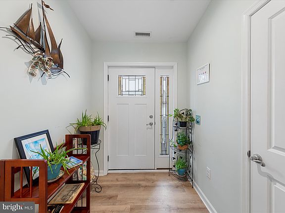 4th image of 8704 Caribbean Dr