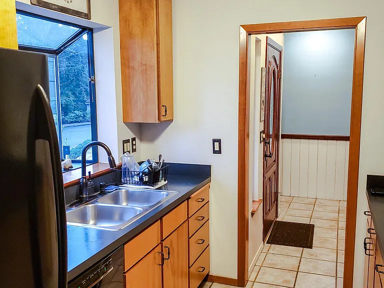 1386 Glenwood Dr — Photo 20